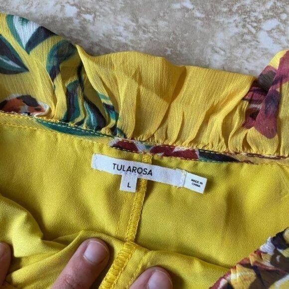 𝅺TULAROSA  Blouse - Picture 6 of 11